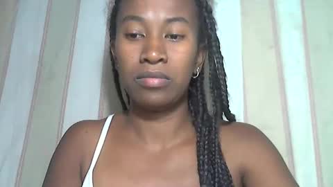 minouch211907 online show from February 1, 5:00 pm