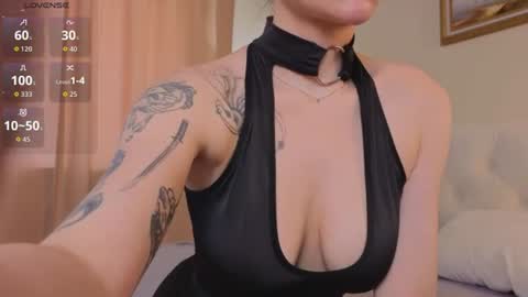 Snapshot of mintrose chatting on July 30, 9:41 am Rosie online show from July 30, 9:41 am