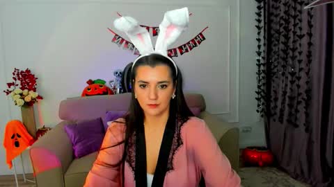 Snapshot of mintydaze chatting on November 1, 3:19 am Jessi online show from November 1, 3:19 am