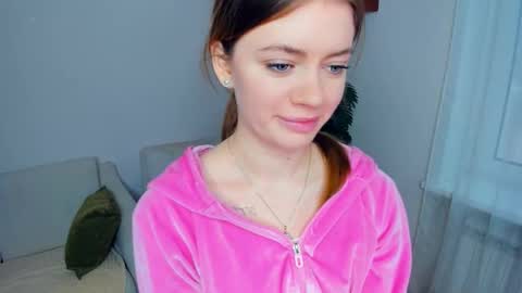 Snapshot of mintykisss chatting on December 20, 7:04 am Linda online show from December 20, 7:04 am