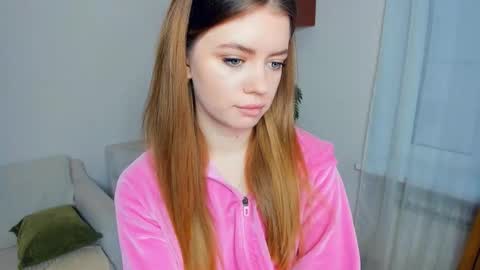 Snapshot of mintykisss chatting on December 22, 6:54 am Linda online show from December 22, 6:54 am