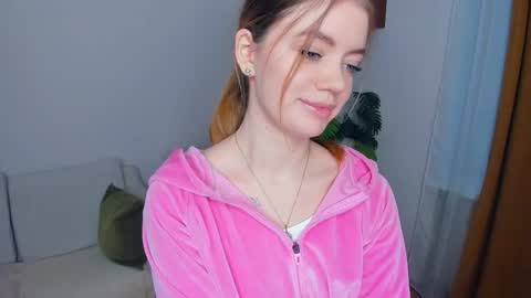 Snapshot of mintykisss chatting on January 13, 6:51 am Linda online show from January 13, 6:51 am