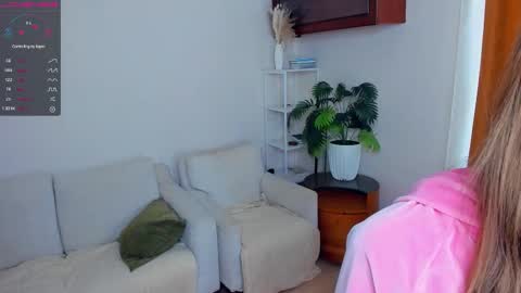 Snapshot of mintykisss chatting on February 1, 7:18 am Linda online show from February 1, 7:18 am