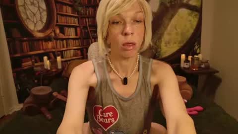 Tessa Rae online show from June 24, 3:27 am