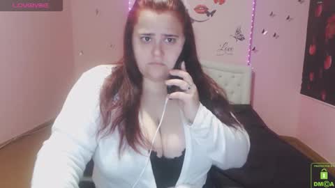 mira_cle_ online show from May 1, 8:08 am