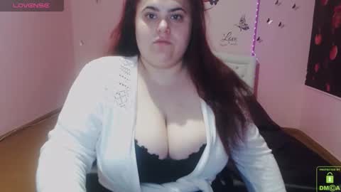 Snapshot of mira_cle_ chatting on May 11, 7:36 am mira_cle_ online show from May 11, 7:36 am