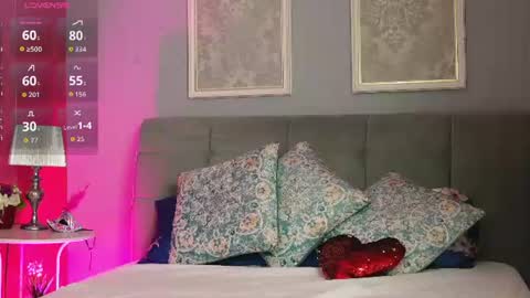 Snapshot of mira_glow chatting on June 18, 5:30 am Mira online show from June 18, 5:30 am