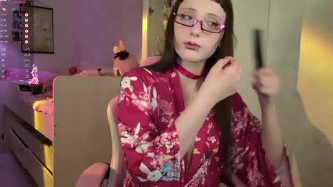 Mira online show from April 29, 9:21 pm