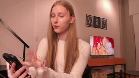 Mira online show from May 2, 10:37 pm