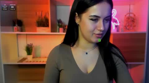 mira_lyn online show from December 3, 2:08 am