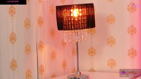 mira_lynxx online show from January 14, 5:13 am