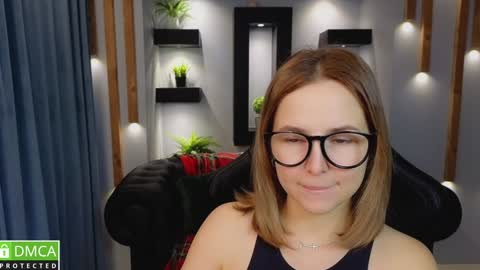 Snapshot of mira_mermayd chatting on December 28, 1:39 am Mira online show from December 28, 1:39 am