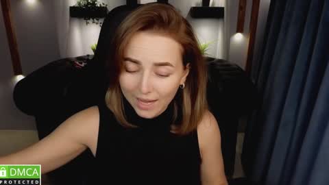 Snapshot of mira_mermayd chatting on January 3, 8:10 am Mira online show from January 3, 8:10 am