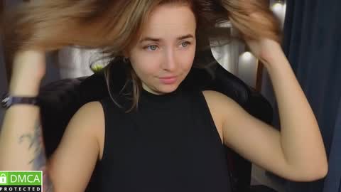 Snapshot of mira_mermayd chatting on January 5, 1:13 am Mira online show from January 5, 1:13 am