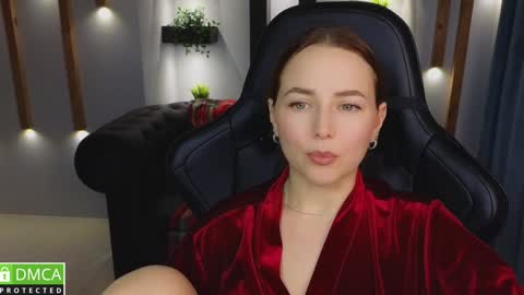 Snapshot of mira_mermayd chatting on January 5, 7:28 am Mira online show from January 5, 7:28 am