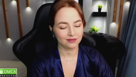 Snapshot of mira_mermayd chatting on January 14, 4:36 am Mira online show from January 14, 4:36 am