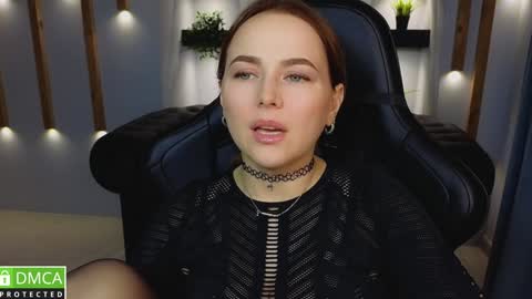 Snapshot of mira_mermayd chatting on January 17, 11:17 am Mira online show from January 17, 11:17 am