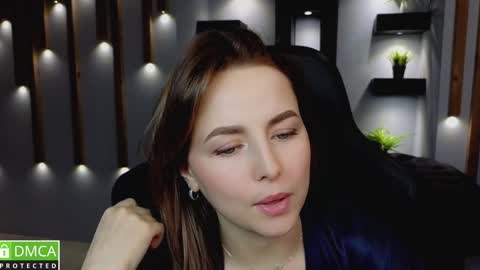 Snapshot of mira_mermayd chatting on January 18, 7:17 am Mira online show from January 18, 7:17 am