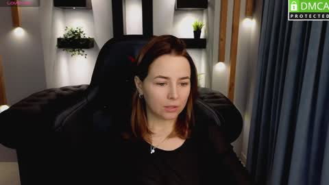 Snapshot of mira_mermayd chatting on January 28, 8:25 am Mira online show from January 28, 8:25 am