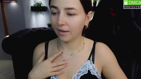 Snapshot of mira_mermayd chatting on January 30, 4:16 am Mira online show from January 30, 4:16 am