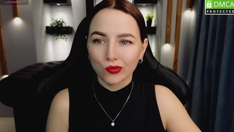 Snapshot of mira_mermayd chatting on February 2, 1:23 am Mira online show from February 2, 1:23 am