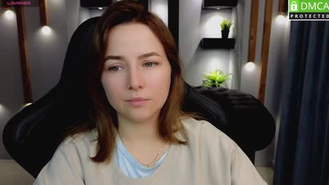 Snapshot of mira_mermayd chatting on February 9, 1:44 am Mira online show from February 9, 1:44 am