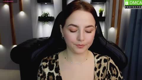 Snapshot of mira_mermayd chatting on February 20, 12:04 pm Mira online show from February 20, 12:04 pm