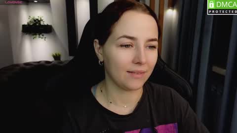 Snapshot of mira_mermayd chatting on February 25, 5:19 am Mira online show from February 25, 5:19 am