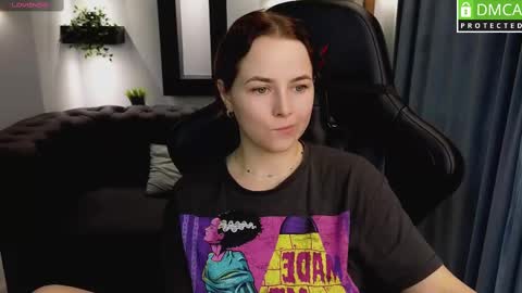 Snapshot of mira_mermayd chatting on February 25, 11:30 am Mira online show from February 25, 11:30 am