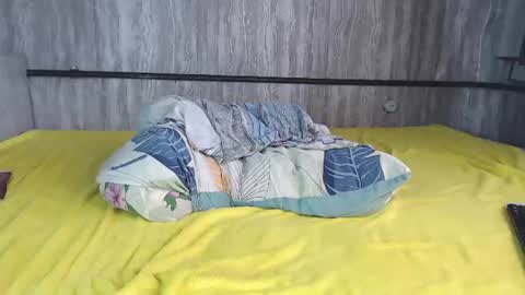 mira_one_ online show from June 29, 10:15 am
