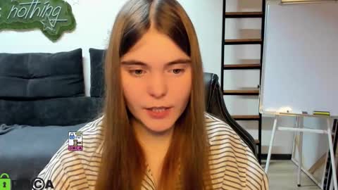 miraa_bloom online show from February 1, 2:59 pm