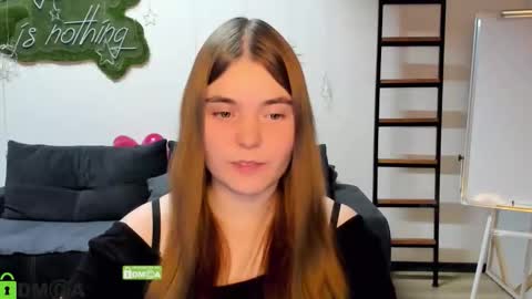 miraa_bloom online show from February 16, 2:24 pm