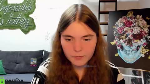 miraa_bloom online show from March 12, 2:56 pm