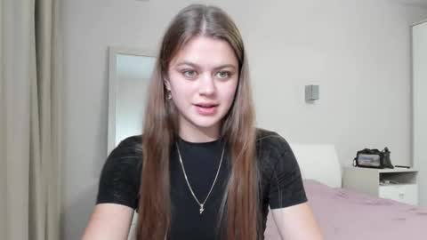 Snapshot of miraa_m chatting on November 4, 8:08 pm Mira online show from November 4, 8:08 pm