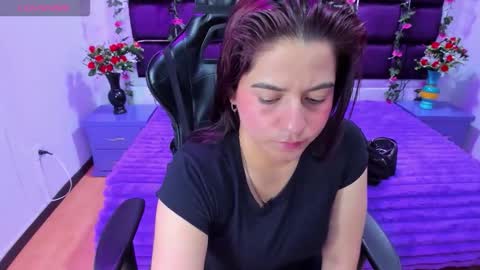 mirabella_miller online show from February 8, 12:08 pm