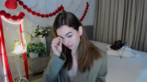 Emma online show from May 31, 4:09 am