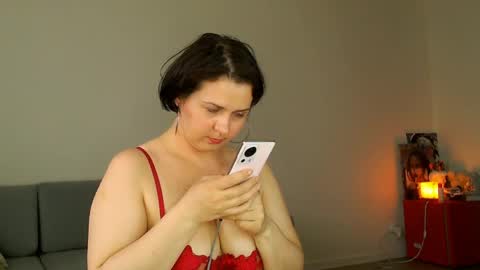 Meera online show from May 27, 3:42 pm