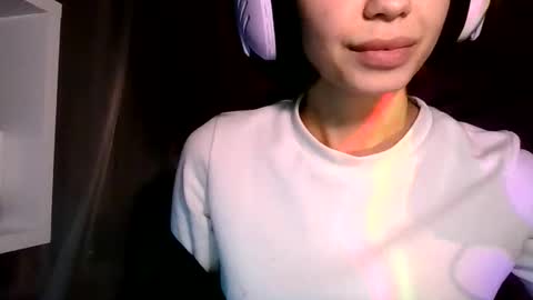 MiraLaPics online show from April 21, 9:17 pm