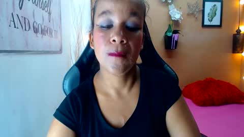 miranda_cute43 online show from November 29, 7:06 pm