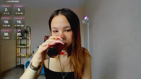 miranda_holms online show from July 7, 5:32 am