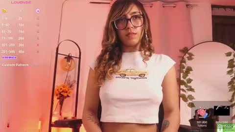 MIRANDA HERNANDEZ online show from February 25, 4:33 am