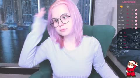 Snapshot of miray_kuriyama chatting on December 21, 10:50 am Kira online show from December 21, 10:50 am