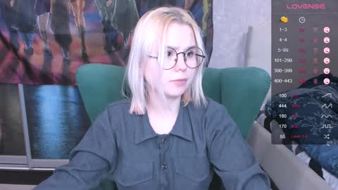 Snapshot of miray_kuriyama chatting on February 2, 2:06 am Kira online show from February 2, 2:06 am