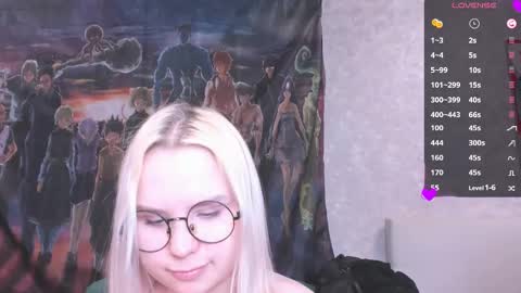 Snapshot of miray_kuriyama chatting on February 13, 9:38 pm Kira online show from February 13, 9:38 pm