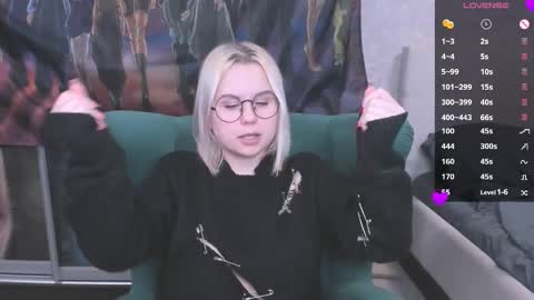 Snapshot of miray_kuriyama chatting on February 20, 9:20 pm Kira online show from February 20, 9:20 pm