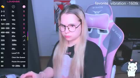 Snapshot of miray_kuriyama chatting on November 3, 6:09 pm Kira online show from November 3, 6:09 pm