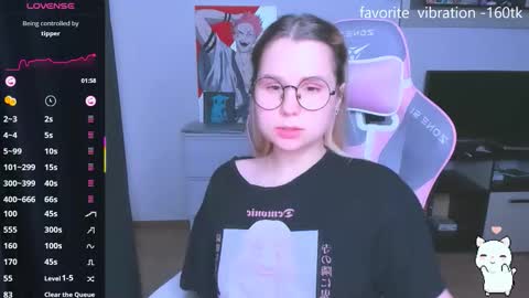 Snapshot of miray_kuriyama chatting on November 5, 6:08 pm Kira online show from November 5, 6:08 pm