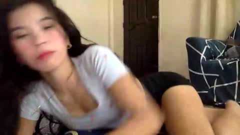 Snapshot of mireill_sex chatting on June 2, 11:01 am mireill_sex online show from June 2, 11:01 am