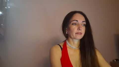 Snapshot of mirelisse chatting on June 7, 8:56 pm Christina online show from June 7, 8:56 pm
