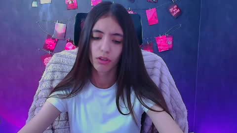 Snapshot of miri_miss chatting on May 19, 11:16 am Miri online show from May 19, 11:16 am